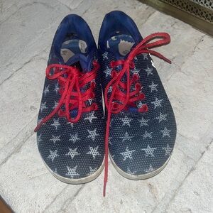 No Bull kids 5.5 size red white and blue star print sneaker